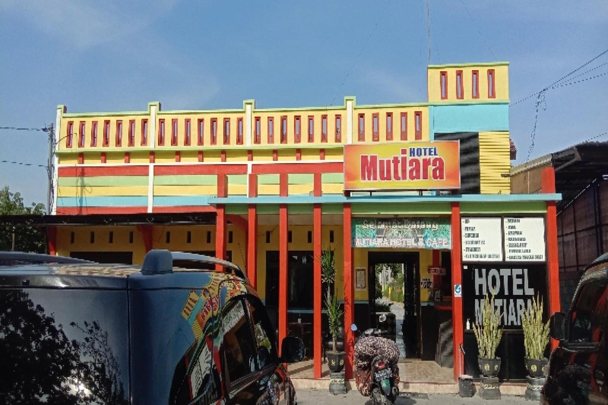 Oyo 90627 Mutiara